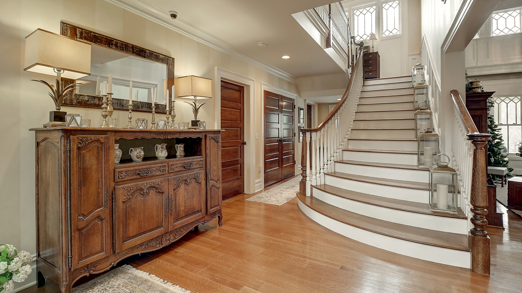 2-7_Blanchard_Drive-009-THR