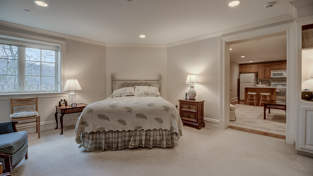 33-8_Springhouse_Road-060-THR